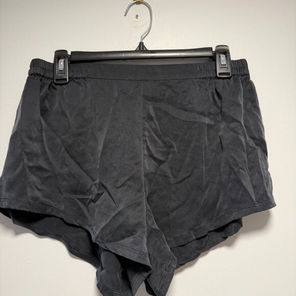 Quince 100% Washable Silk Pajama Shorts Black MD - Picture 3 of 4